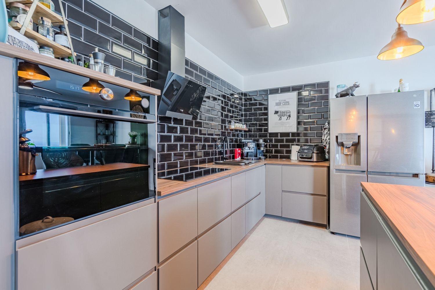 Gerenoveerde rijwoning omgebouwd tot 2 appartementen! foto 6
