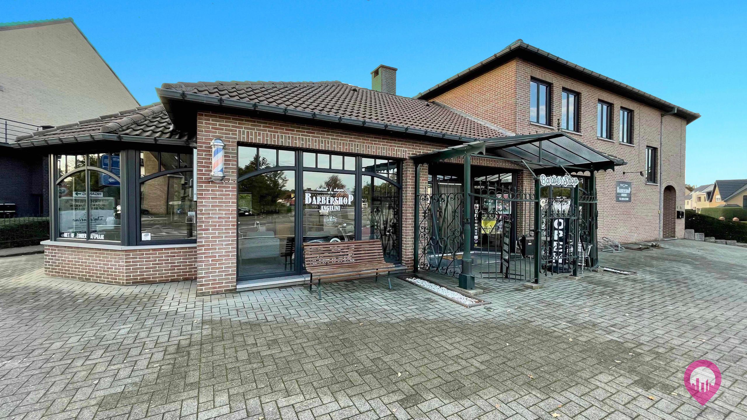 Woning met mogelijkheid voor praktijk aan huis op TOPligging! foto 39