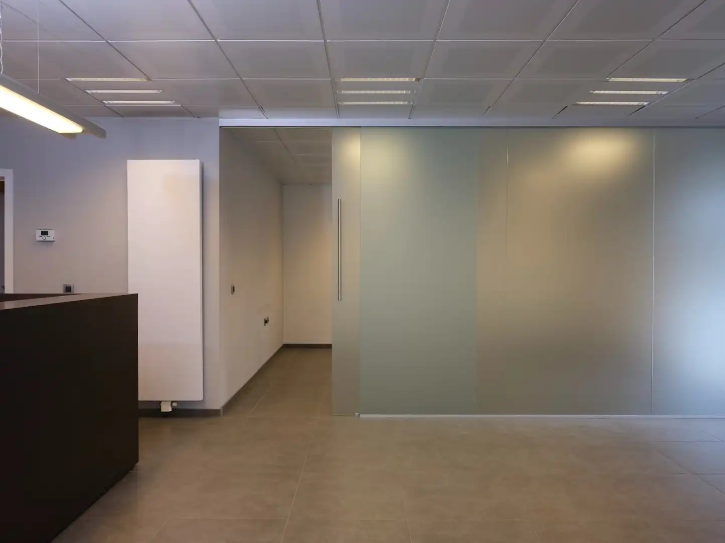 Centraal gelegen gelijkvloerse kantoorruimte te Aalst foto 6