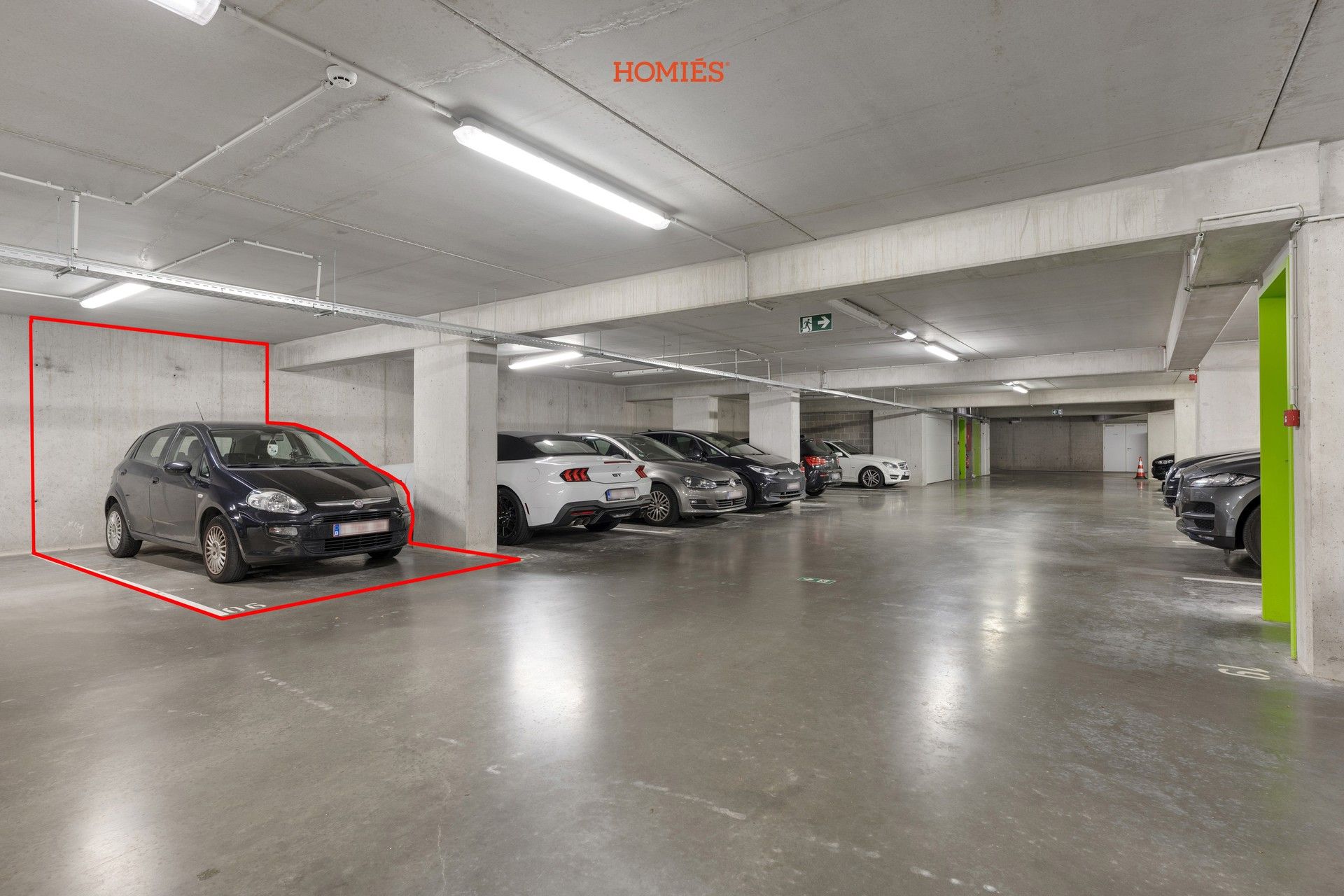 Ondergrondse autostaanplaats residentie Woods foto {{pictureIndex}}