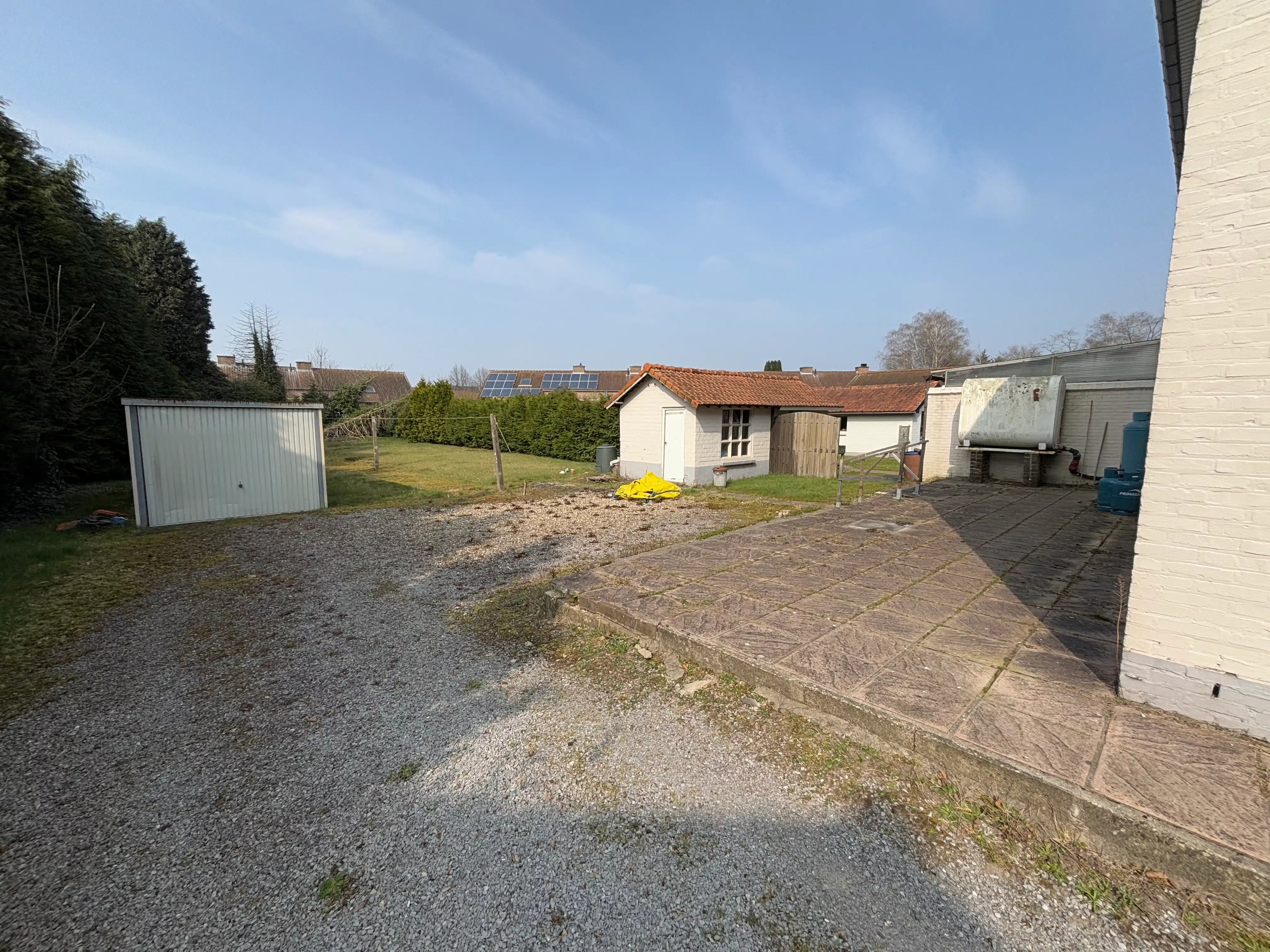 Renovatieproject te koop in Houthalen foto 17