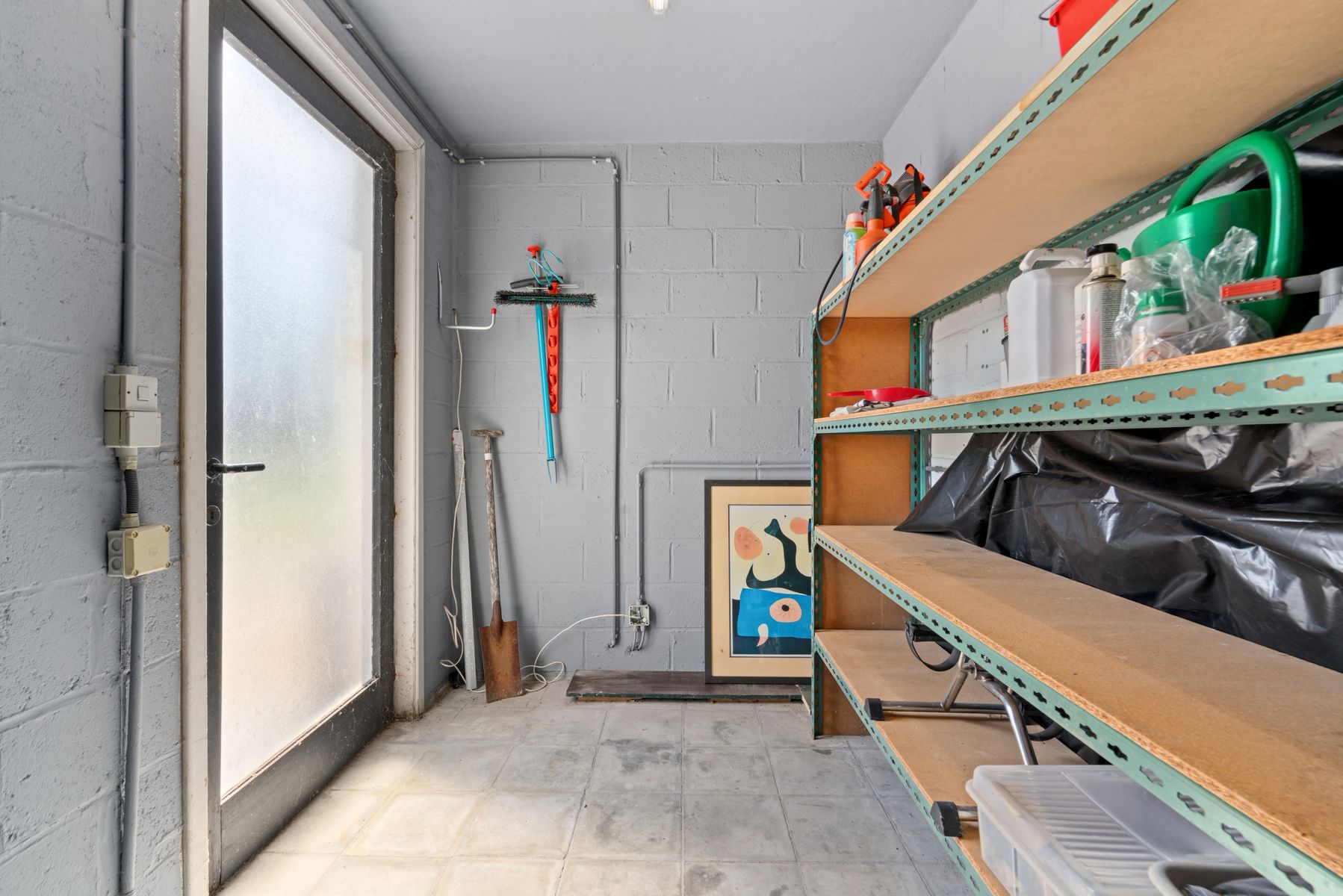 Instapklare halfopen bebouwing met drie slaapkamers! foto 14