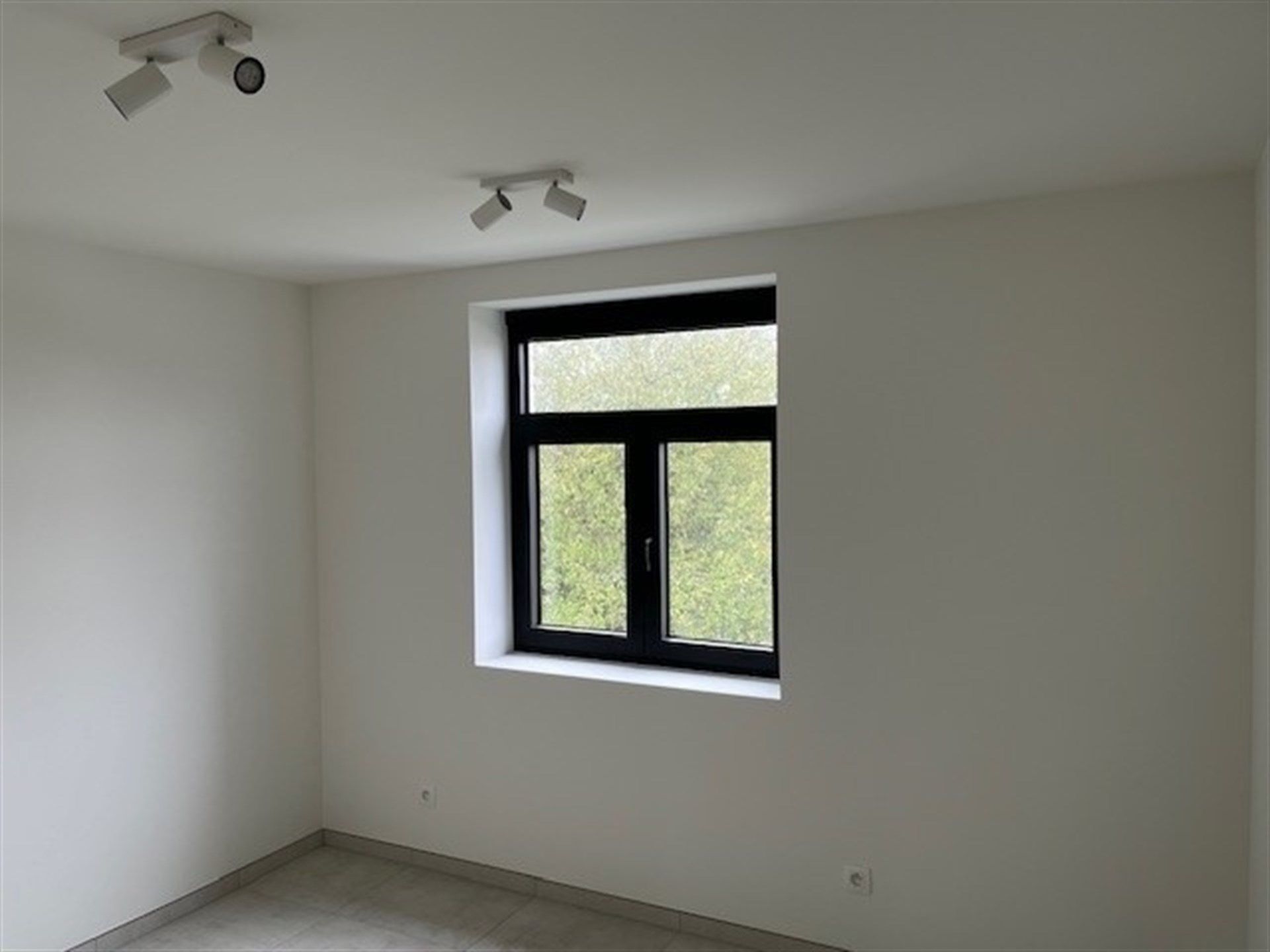 Energiezuinige instapklare nieuwbouwwoning met tuin. foto 17