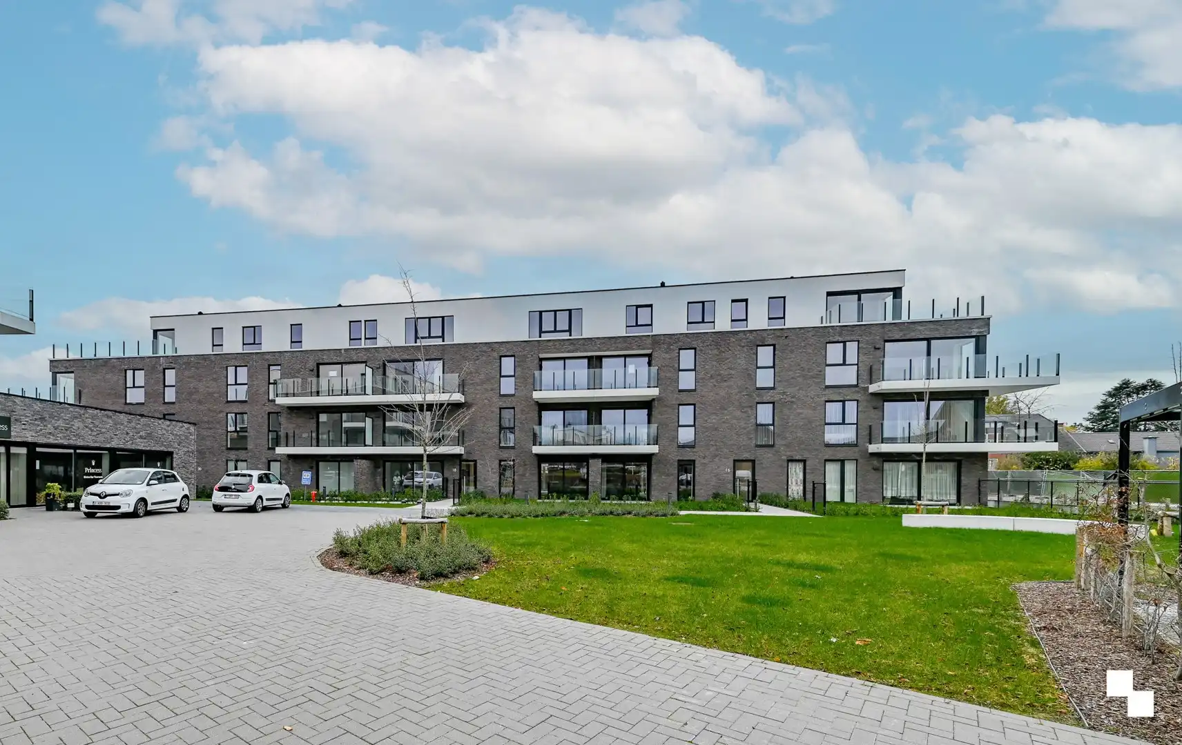 Nieuwbouwappartement met twee slaapkamers in hartje Emelgem foto 27