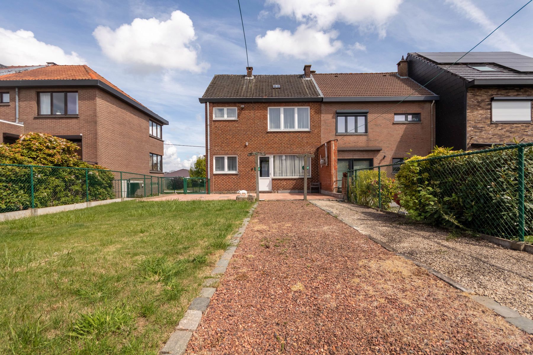Gunstig gelegen woning met tuin foto 3