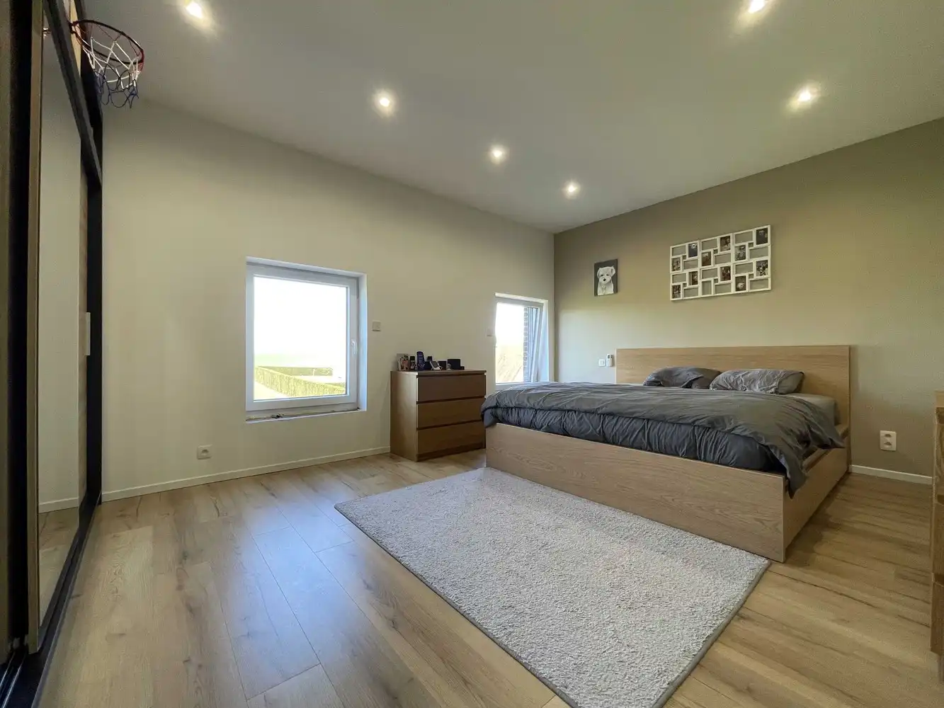 Grotendeels gerenoveerde woning in het landelijke Jeuk foto 7