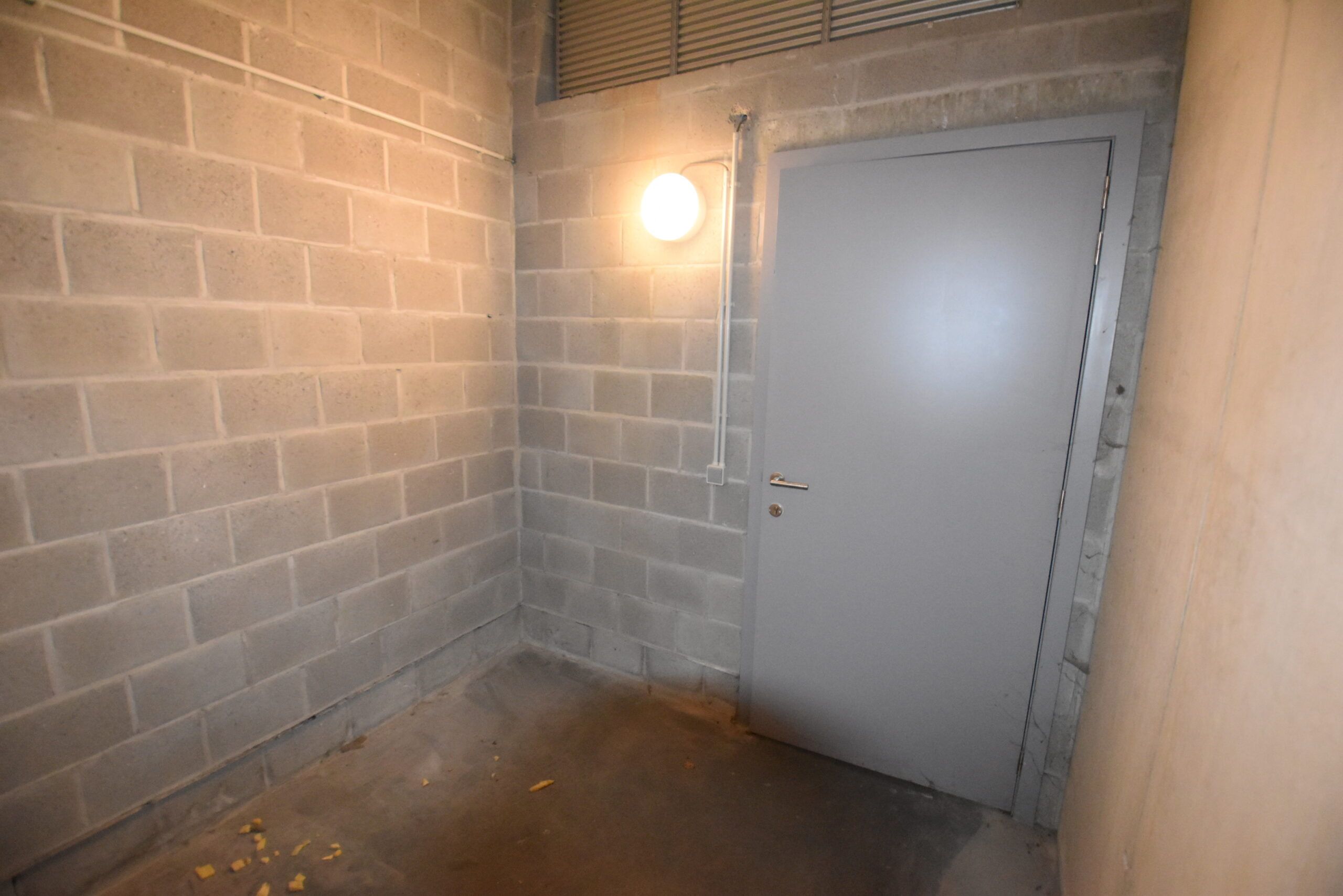 Assistentiewoning met 1 slaapkamer, berging en autostaanplaats in Sint-Niklaas foto 12