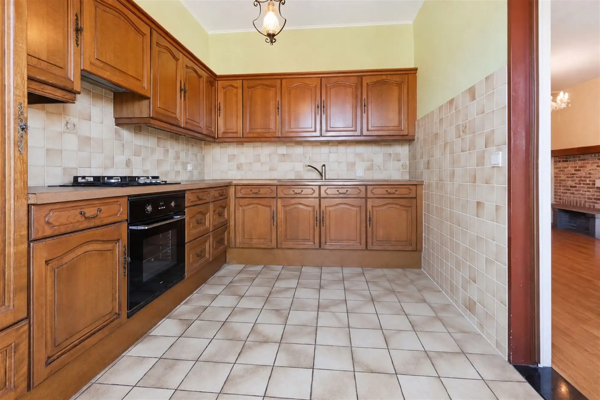 Instapklaar 2 slk appartement met garagebox te Lint foto 2