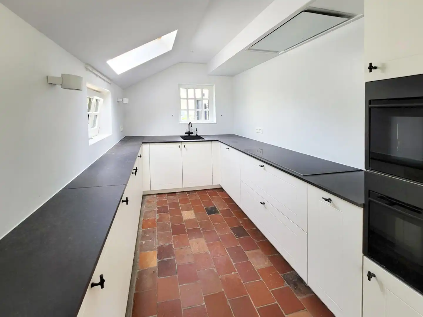 Vrijstaande woning met 2 slaapkamers (+ bureel) in groene omgeving nabij centrum Varsenare foto 10