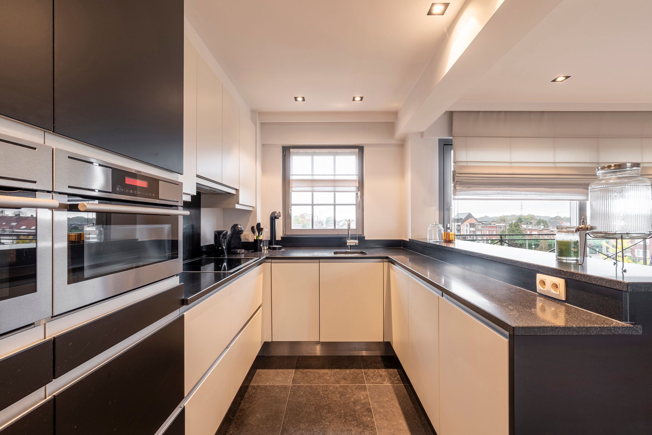 Uitstekend gelegen duplex met groot terras en 3 slaapkamers foto 6