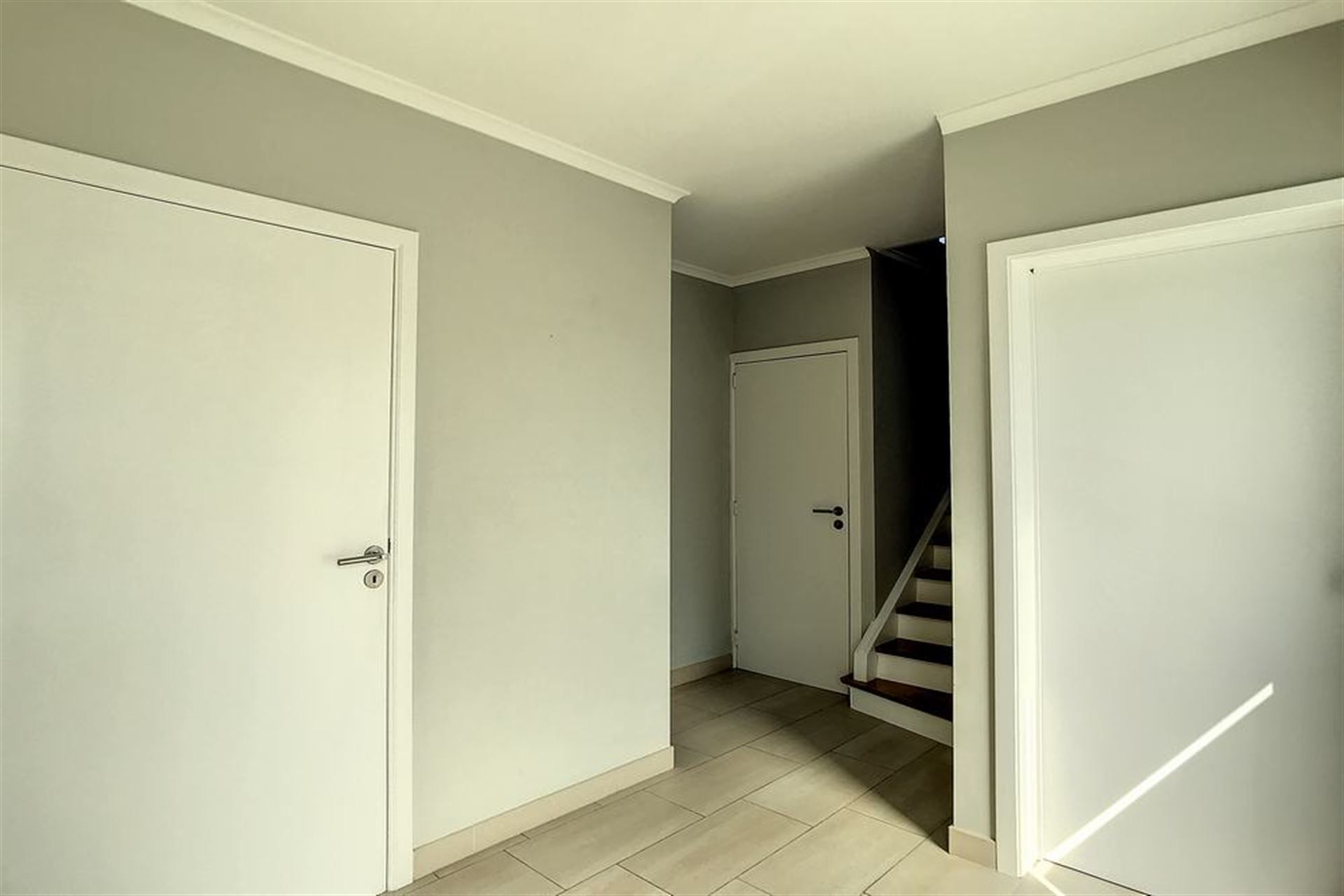 Villa 4 slaapkamers - rustige ligging - prachtige tuin! foto 2