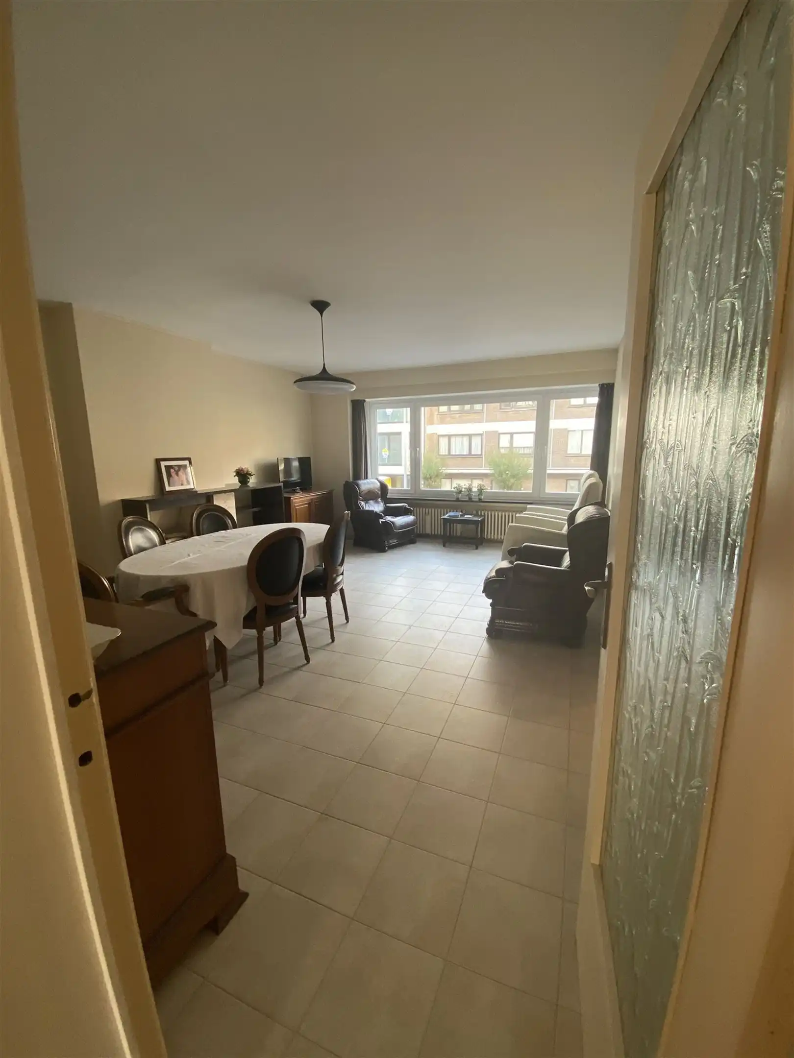 Gemeubeld appartement met 2 slaapkamers foto {{pictureIndex}}