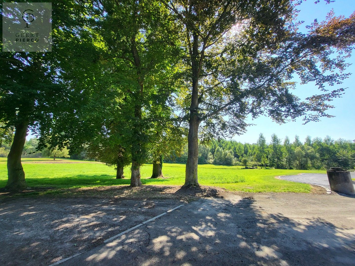 Maison unifamiliale dans un parc privé arboré - eengezinswoning gelegen in een privé park langs kasteel foto 5