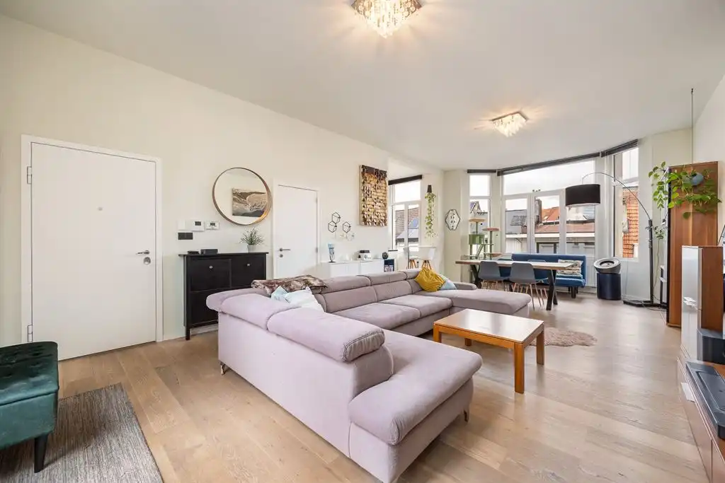 energiezuinig gerenoveerd appartement met ruim terras foto 8
