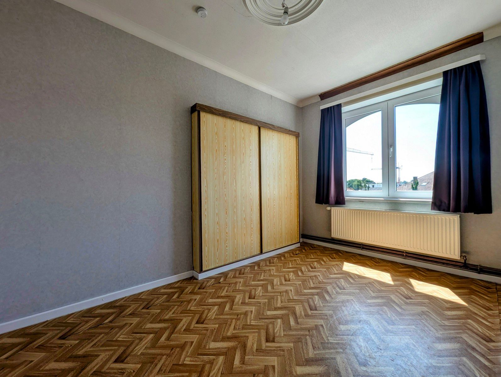 Instapklare parel in Koksijde-Bad met garage, nieuwe keuken en 4 slaapkamers! foto 18