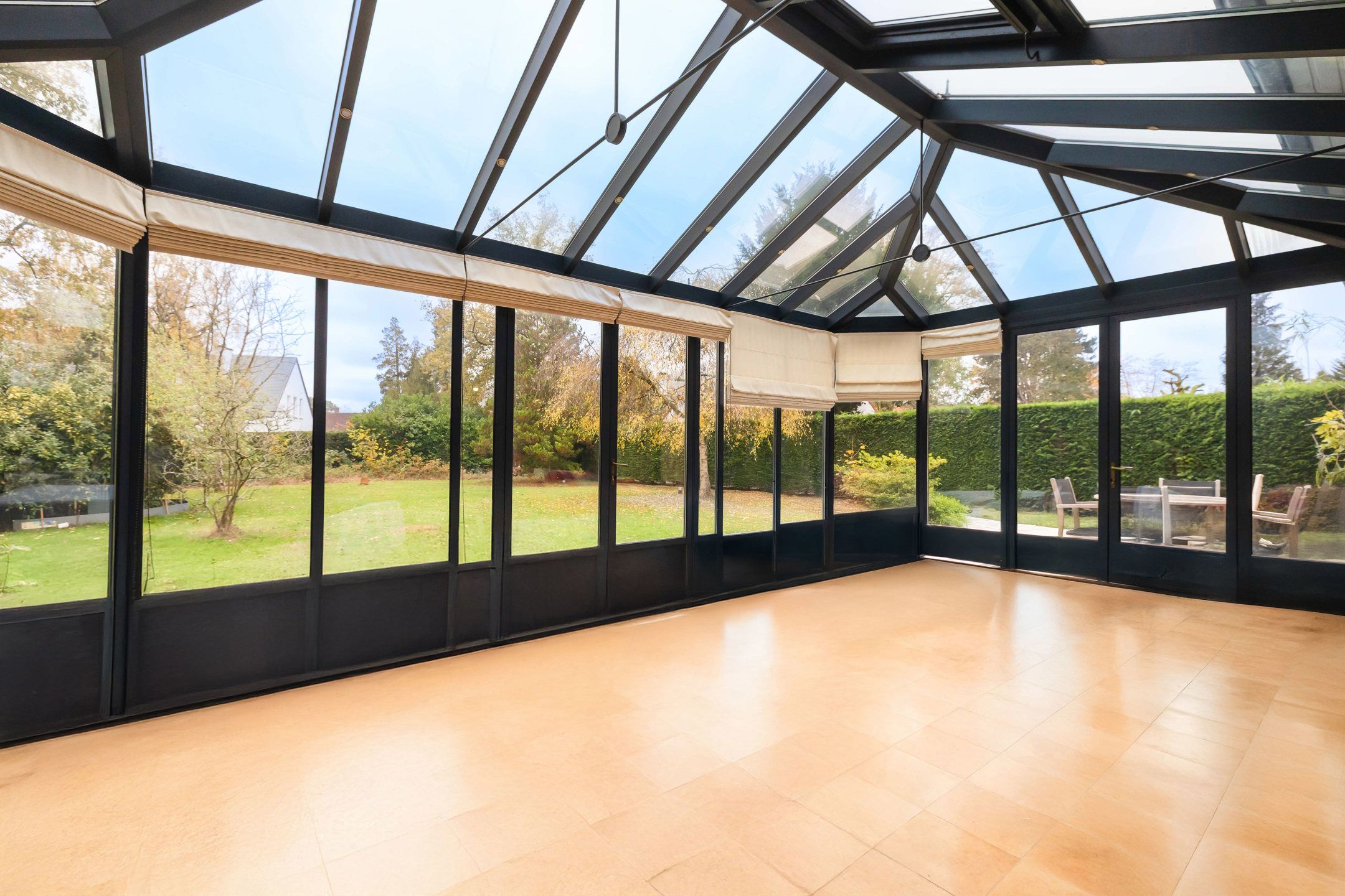 Te renoveren villa met groot potentieel foto 4