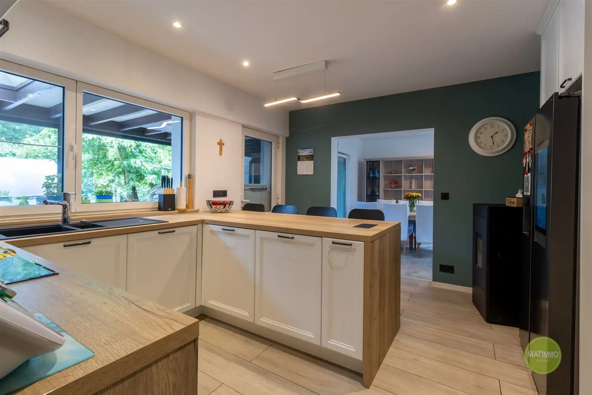 Gezinswoning met 4 slaapkamers op een perceel van 4.530 m² foto 6