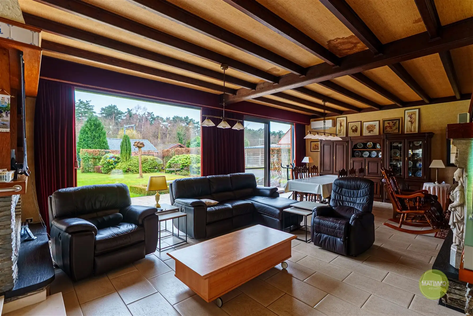 Rustig gelegen woning op een perceel van ruim 2.275 m2 foto 4