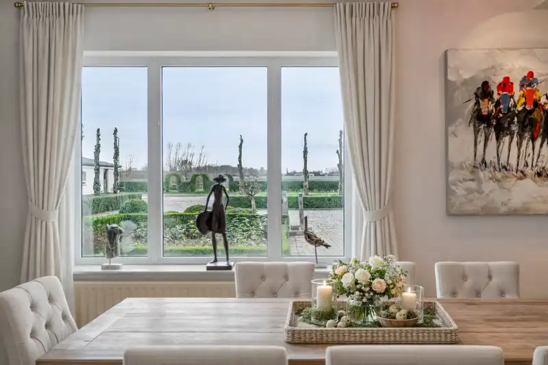 Exclusieve eigendom op ca. 4,4 hectare met professionele paardeninfrastructuur foto 14