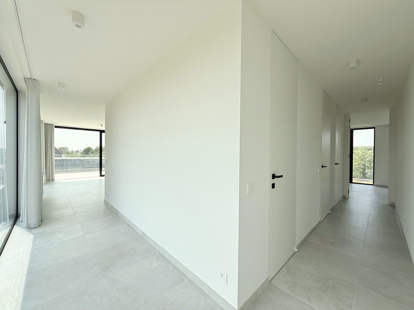 Appartement te huur foto 11