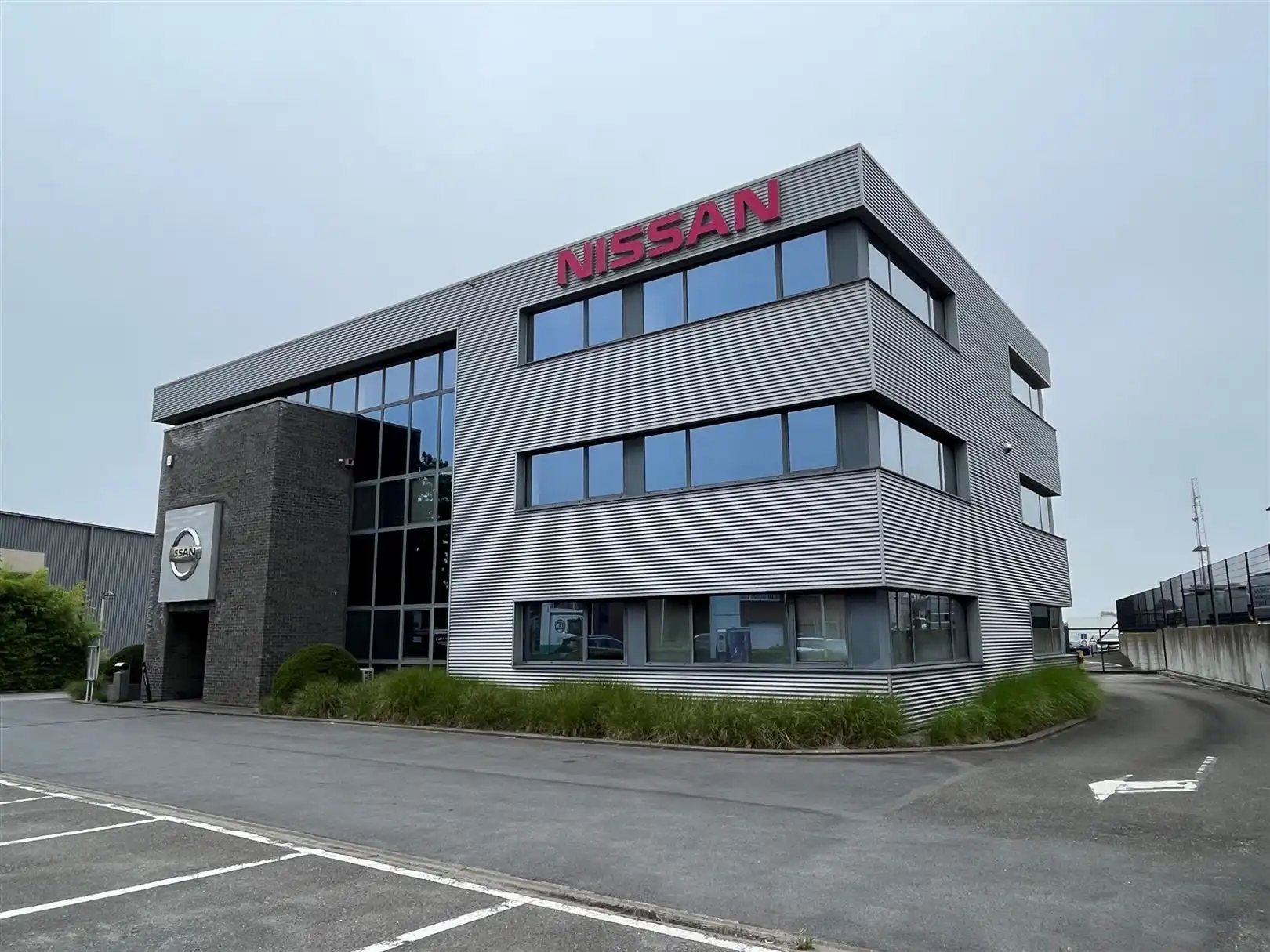 Bist 12 foto {{pictureIndex}}