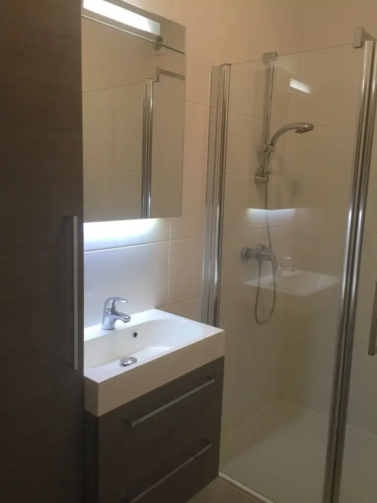 Appartement 2 slpk INCLUSIEF garage en berging - vlak bij het station van Merchtem foto 12