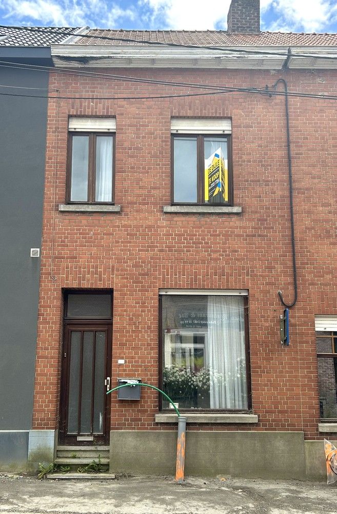 Te renoveren woning op zeer gunstige ligging foto 2