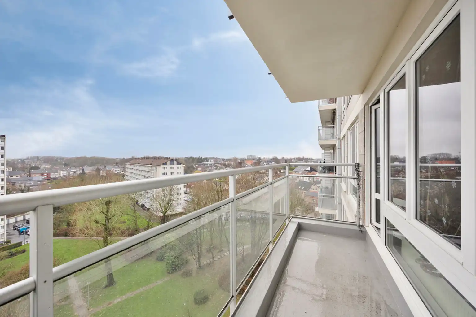 2 slaapkamer appartement met lift en privékelder foto 11