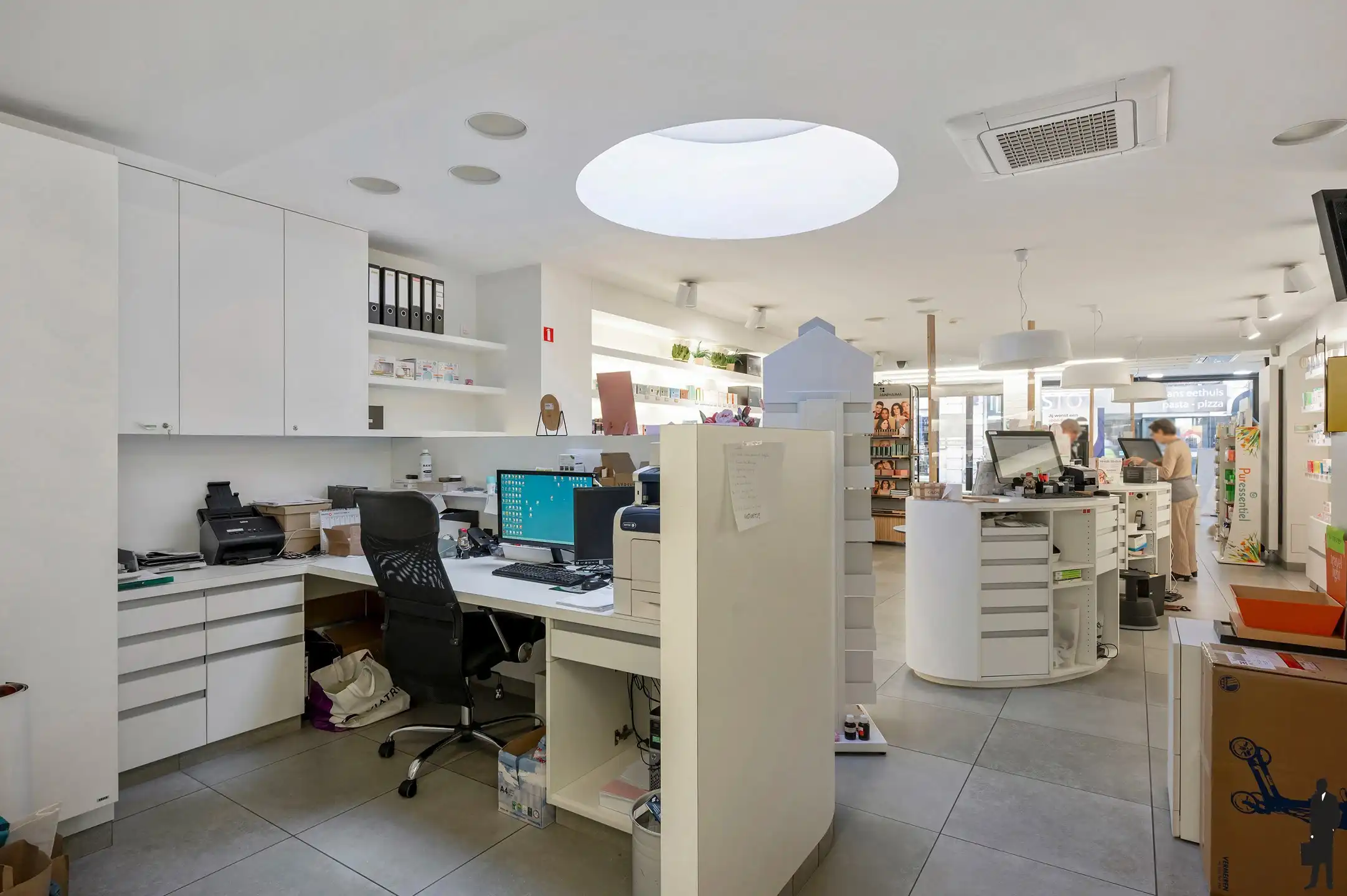 Ruim handelspand van 336 m² in centrum Turnhout foto 6