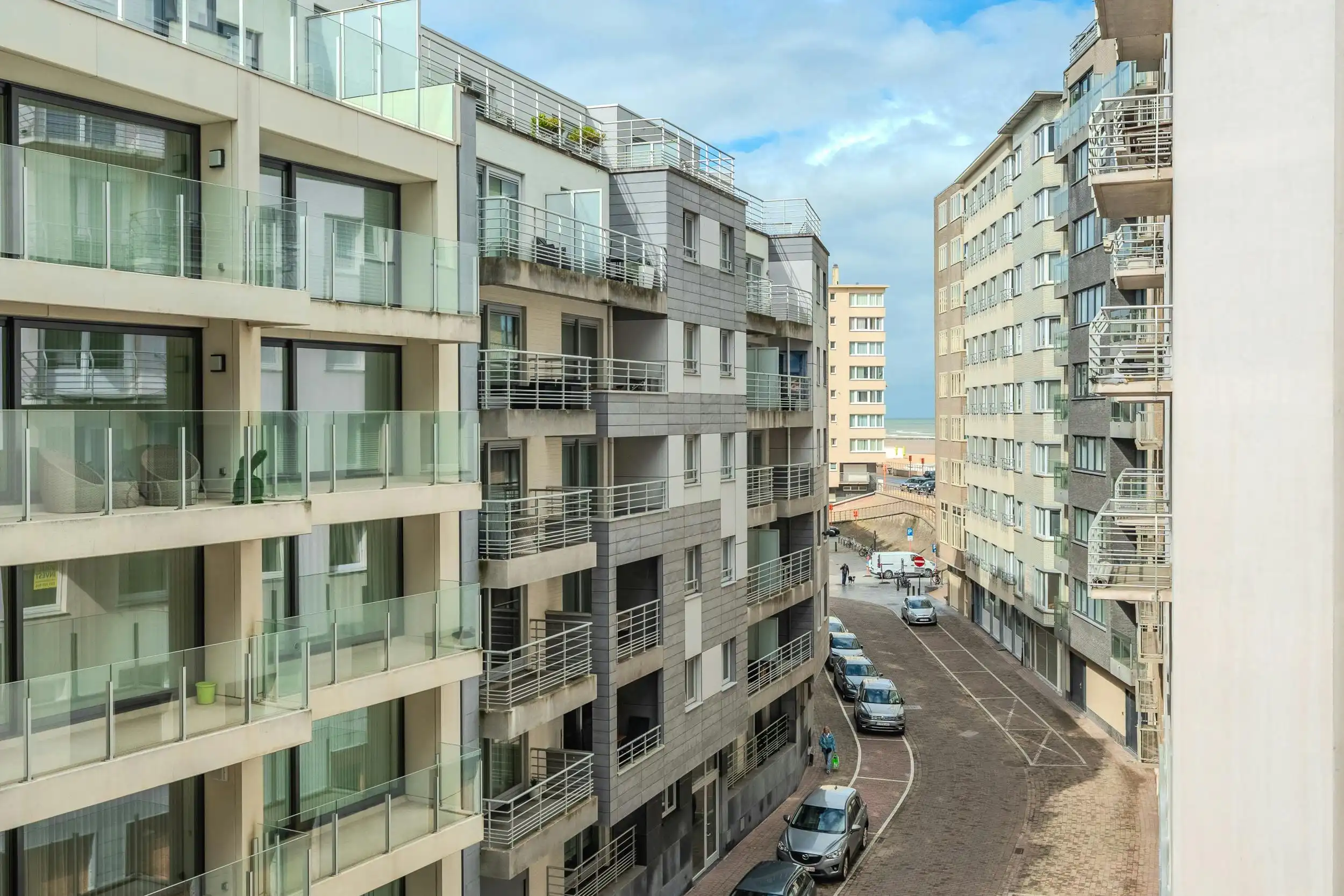 Prachtige studio met terras vlakbij het strand te Oostende foto 14