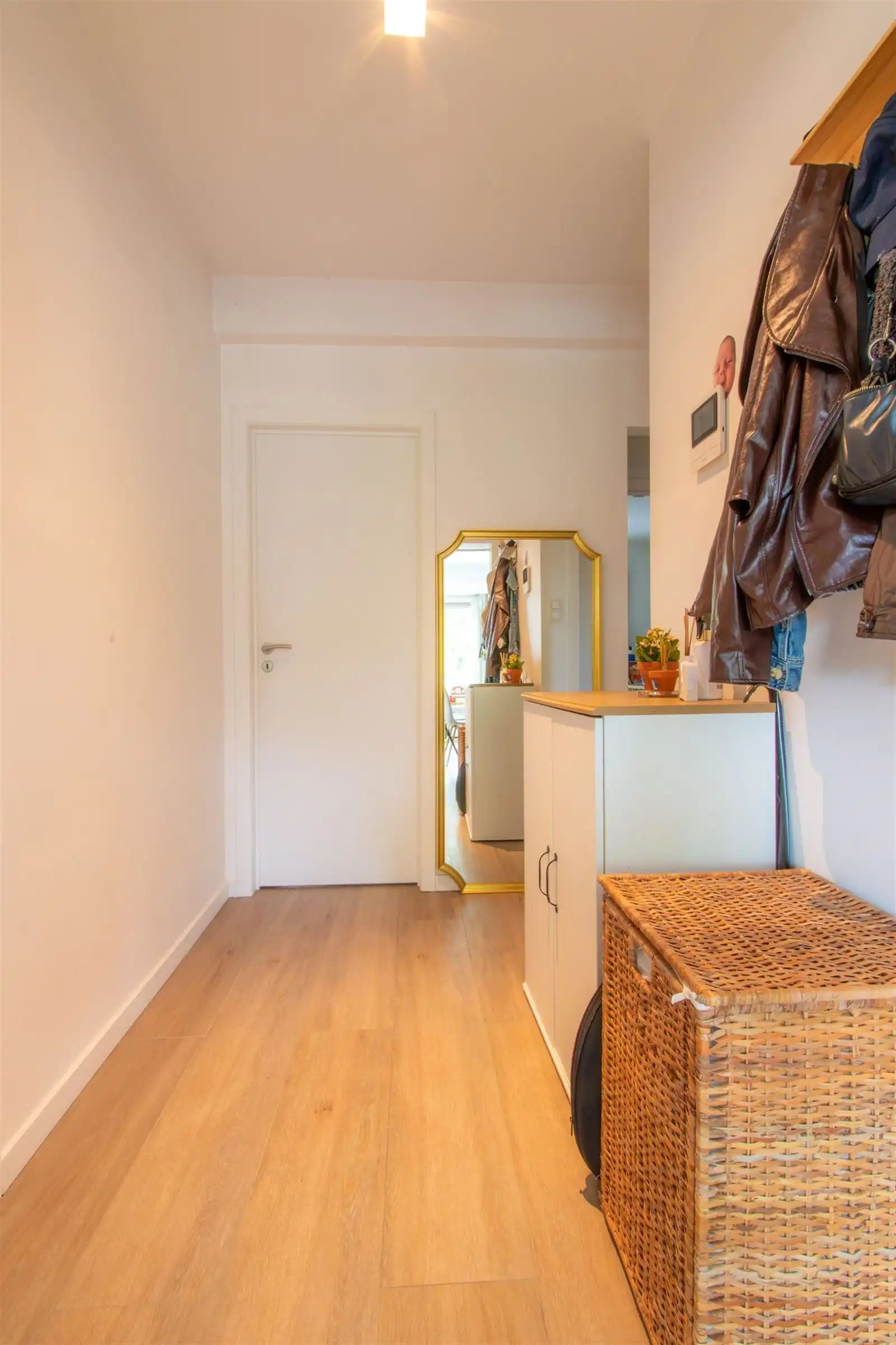 2 slaapkamerappartement te Halle foto 8