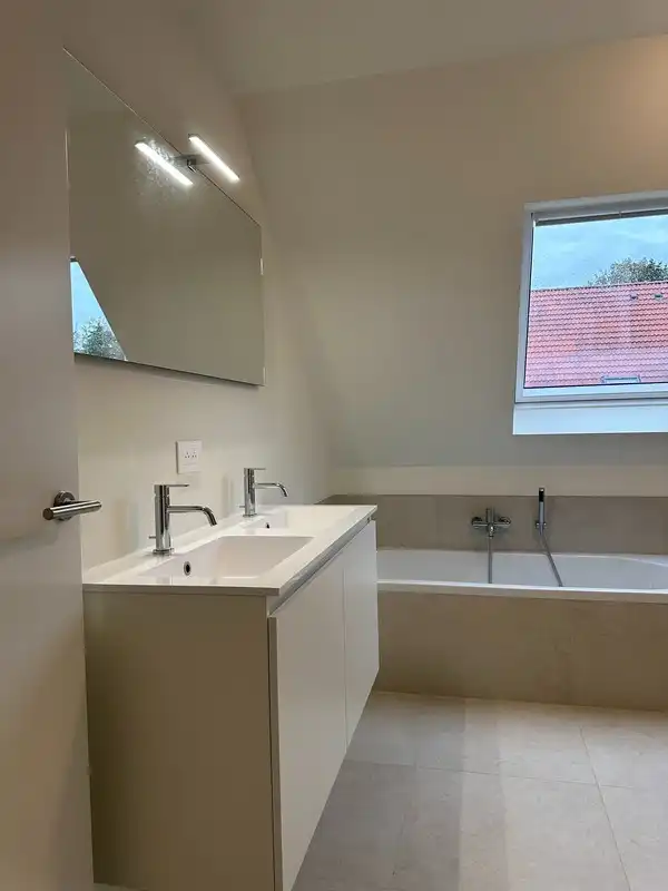 Volledig afgewerkte woning met 3 slaapkamers in Waardamme foto 14