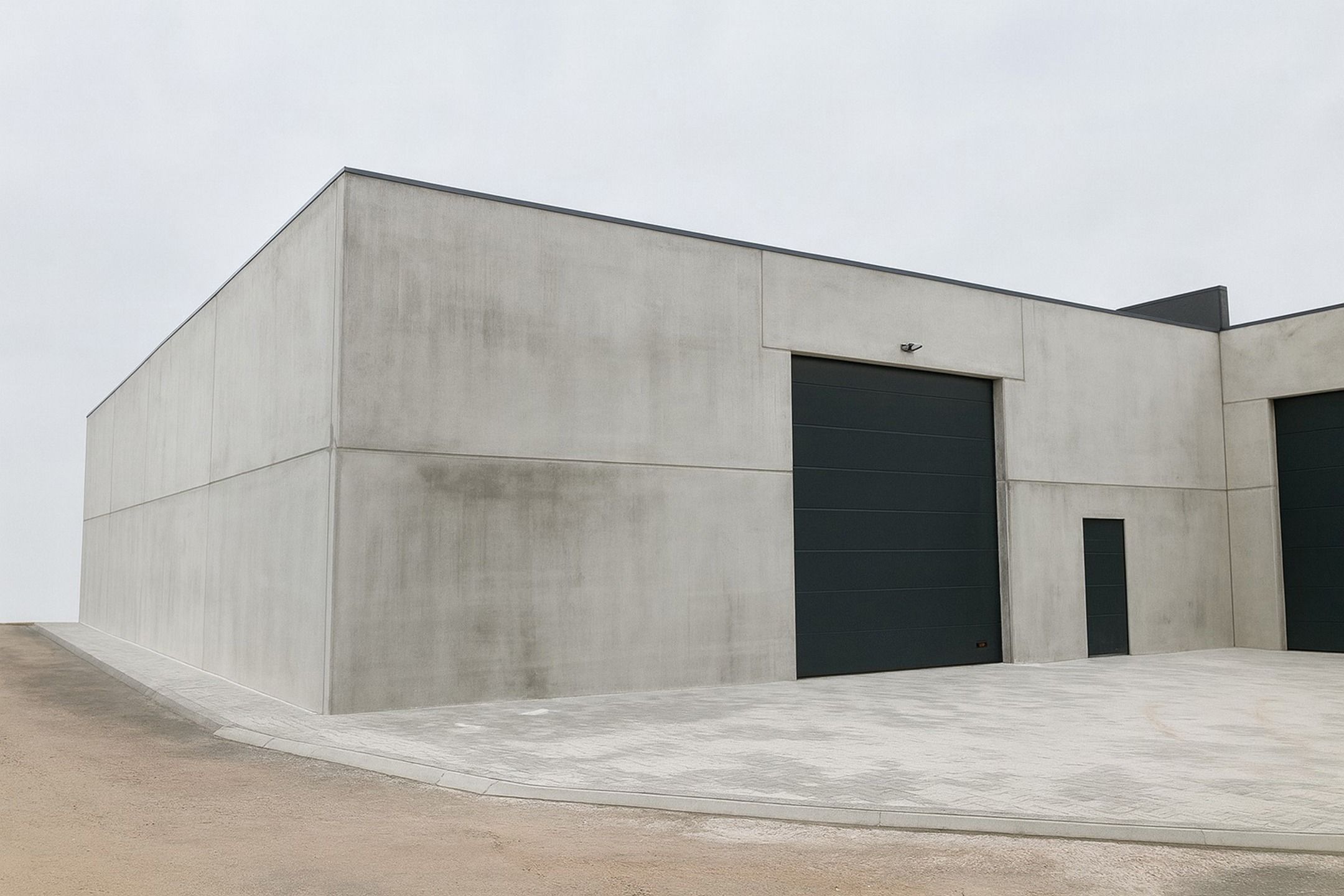 Ruim en multifunctioneel magazijn in Zottegem foto 4