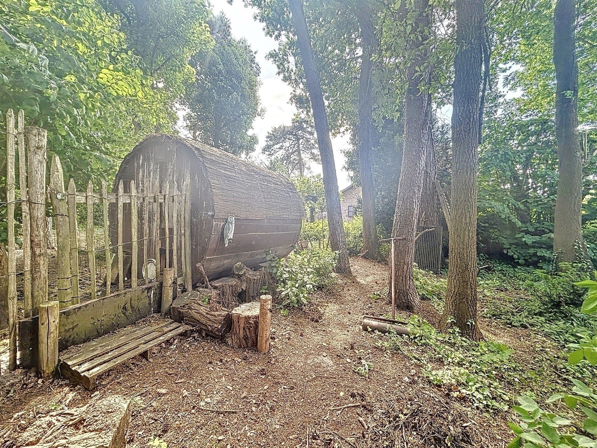 Rustig gelegen woning met (paarden)weide op perceel van 6760 m² foto 23