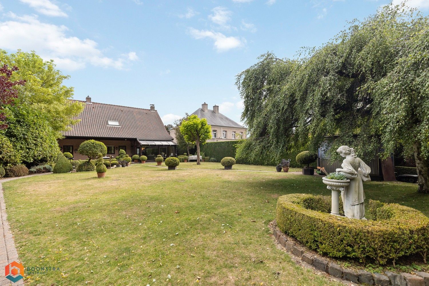Instapklare villa met 4 slpkrs op perceel van 1320 m² te St-Katlijne-Waver foto 2