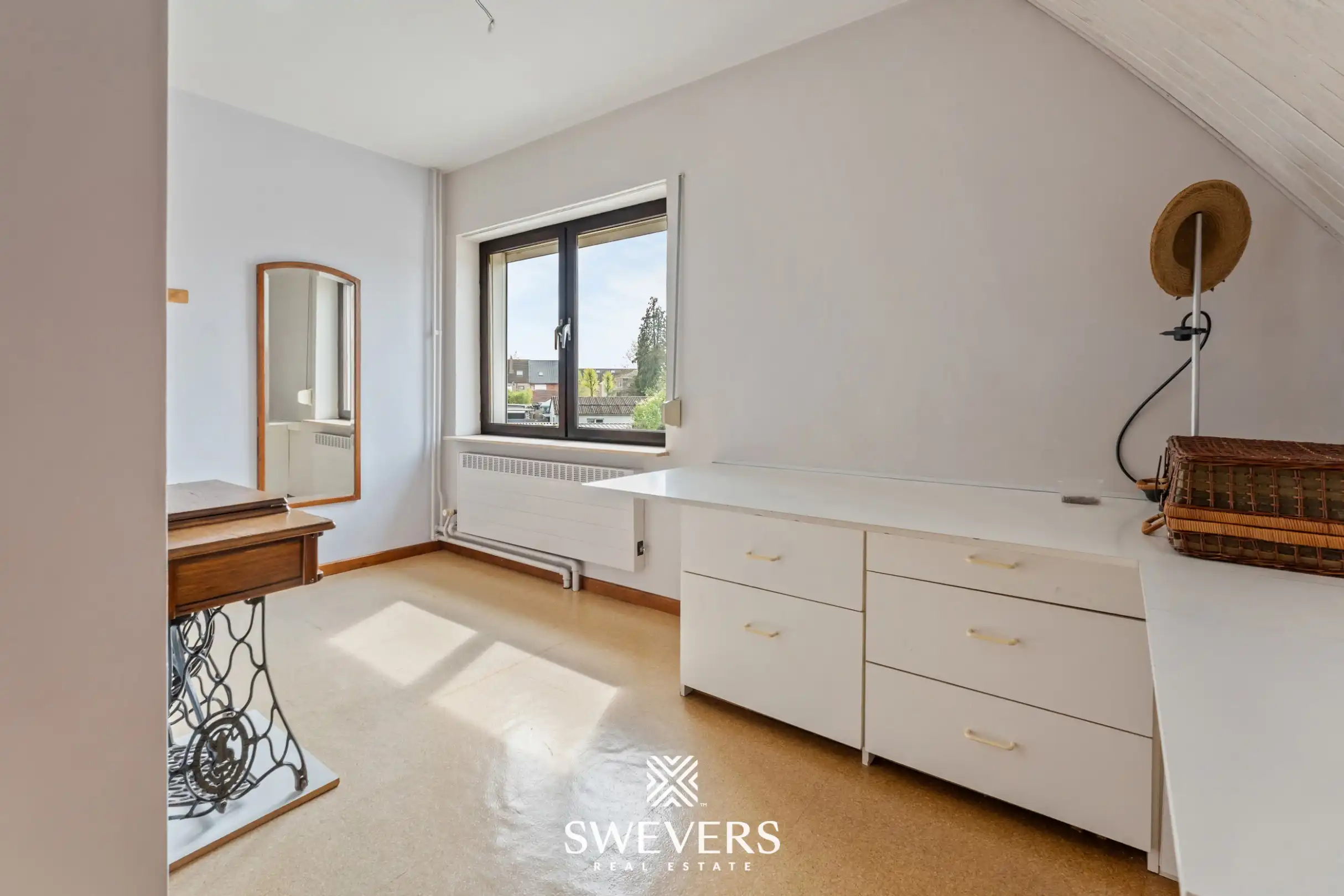 Verrassend ruime woning tot 5 à 6 slaapkamers in het centrum van Zonhoven foto 17