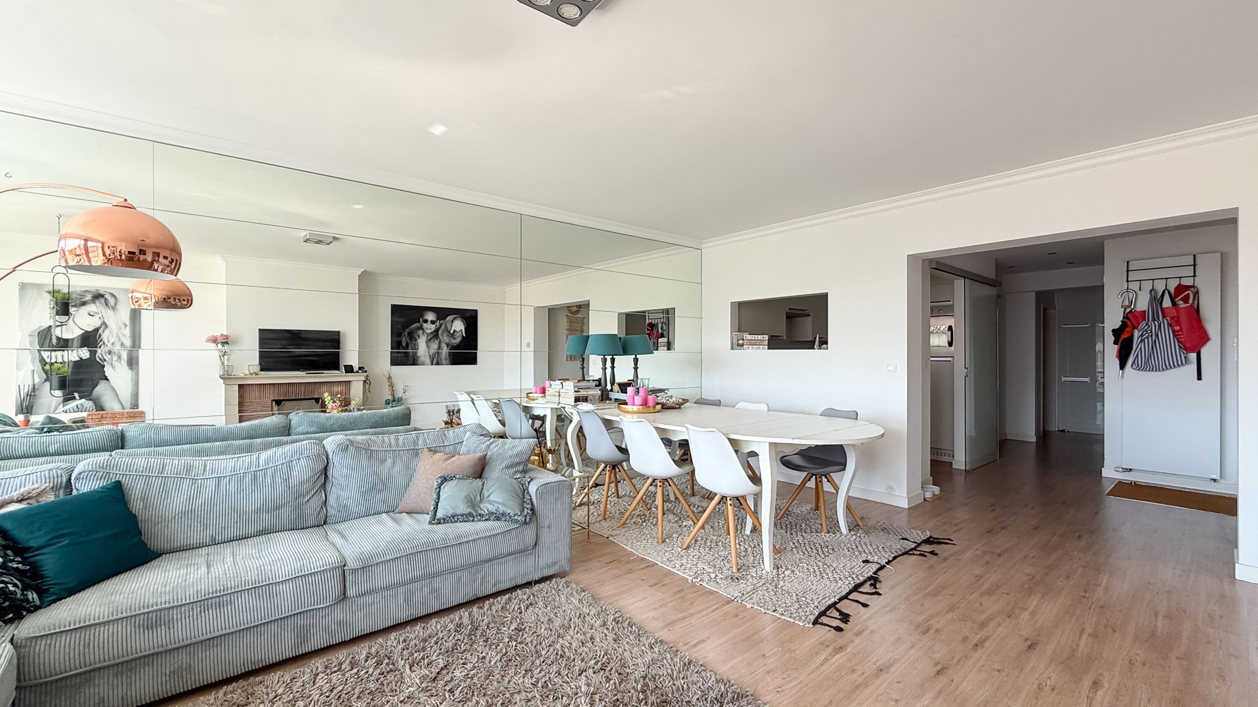 Ruim 1-slaapkamerappartement op toplocatie Kustlaan – Zoute foto 8