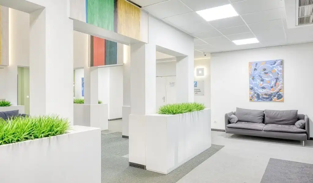 Burelen te huur in kantorencomplex Portalis aan E40 in Gent foto 3