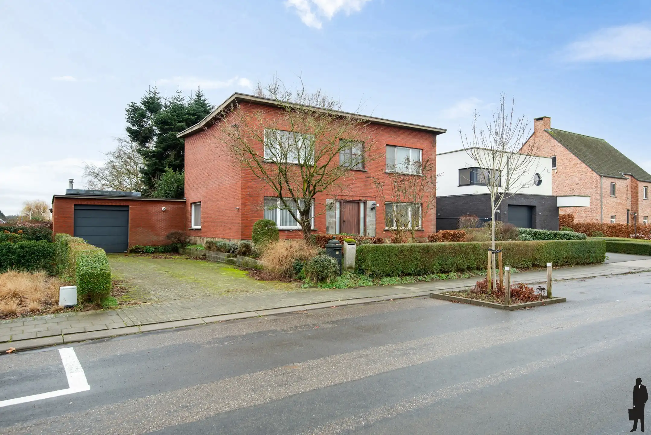 Hoofdfoto van de publicatie: Te renoveren woning met veel mogelijkheden op een toplocatie