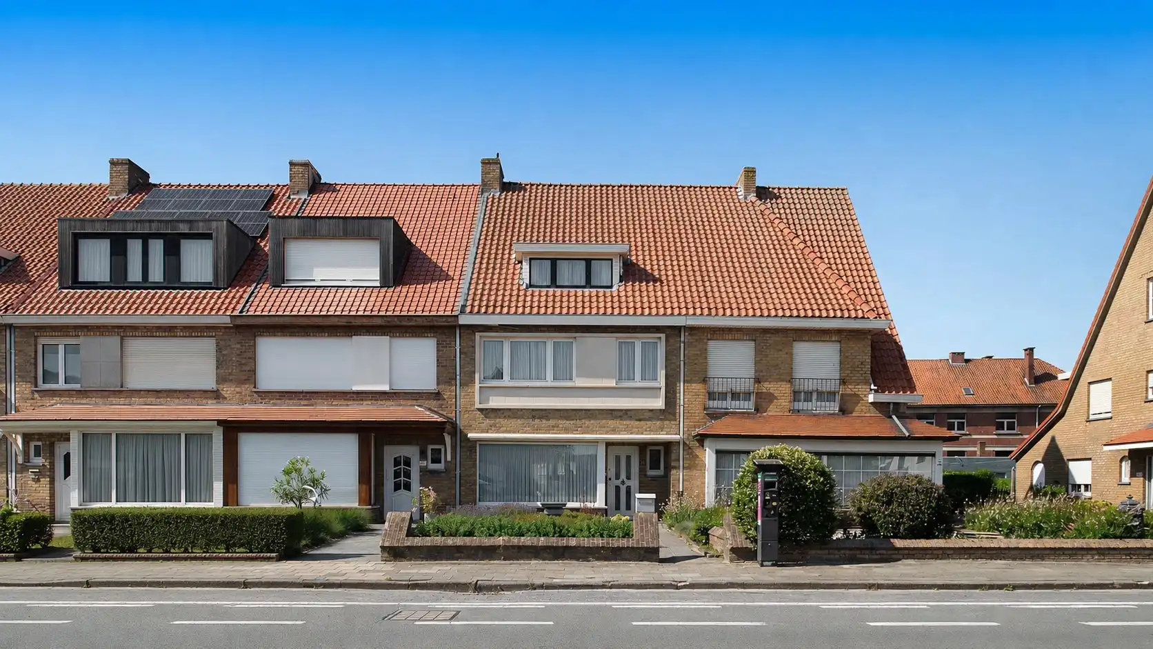 Huis met groot volume en garage te Knokke foto 26