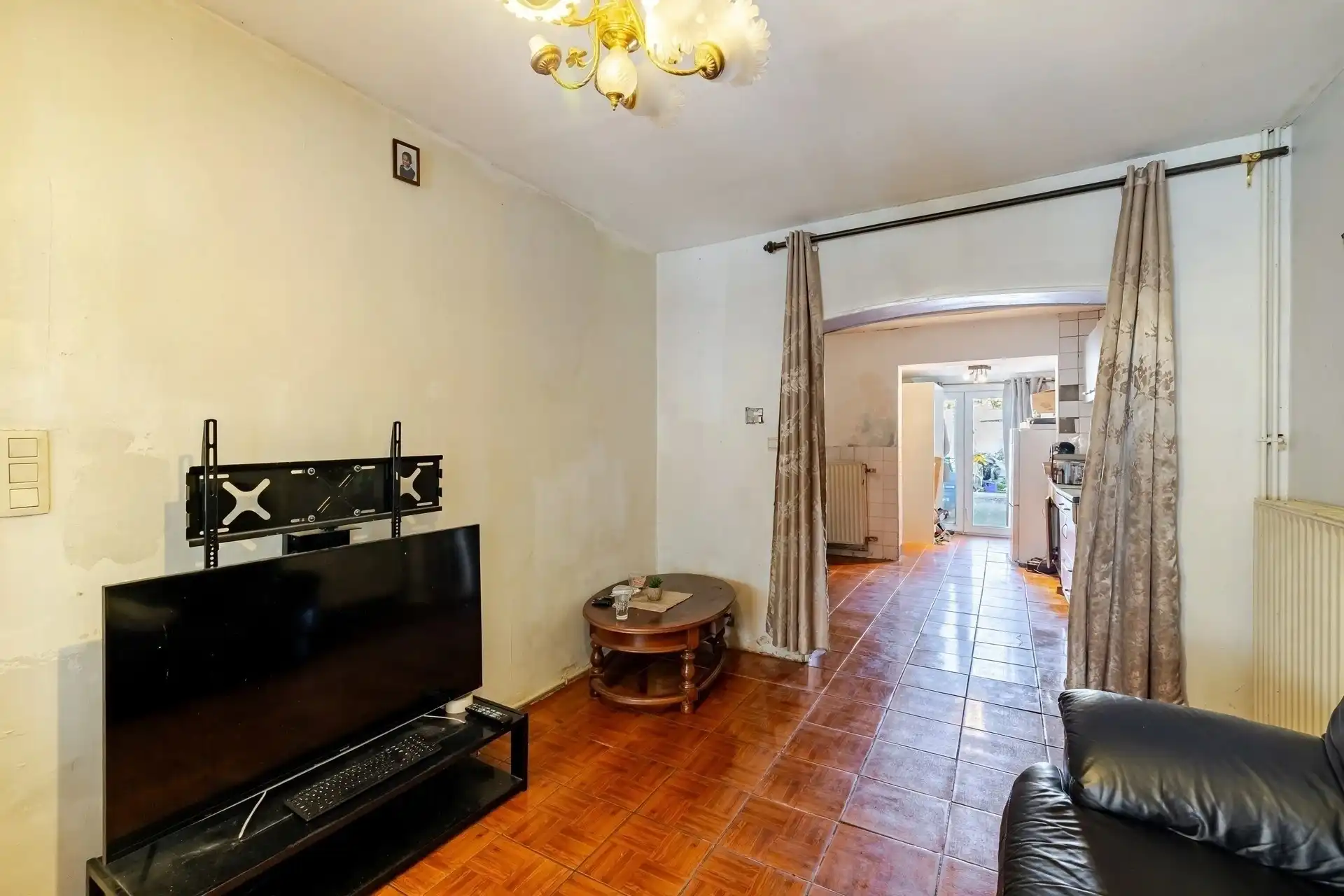 Charmante renovatiewoning met authentieke gevel foto 6