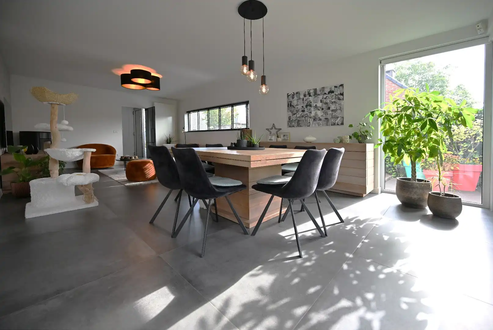 Instapklare woning met 3 slpks, garage, tuin én zonneterras te Kluizen foto 13