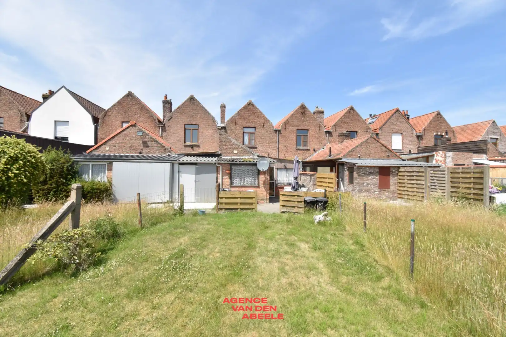 Te renoveren woning met 2 slaapkamers en fantastische tuin  foto 17