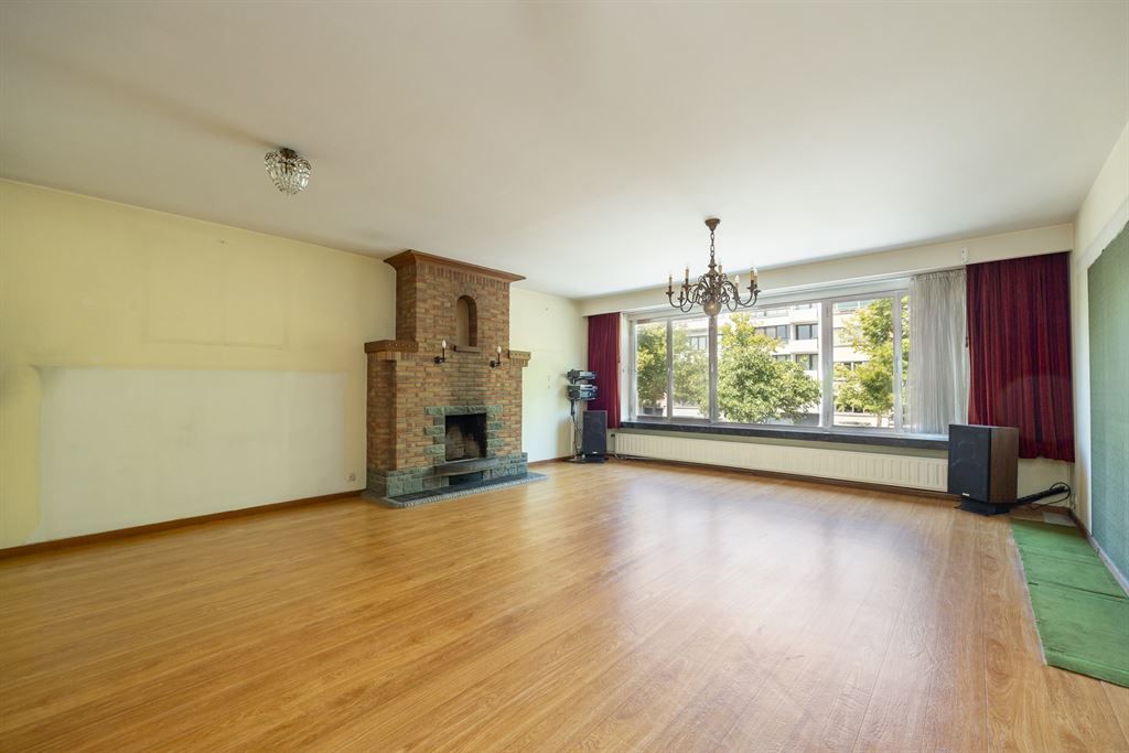  Ruime, karaktervolle bel-etage met grote tuin foto 10