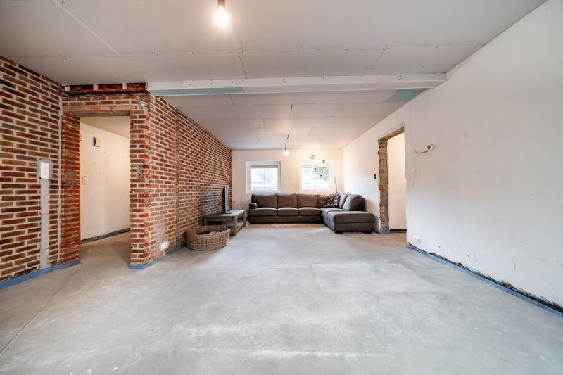 Centrum Torhout : Ruime energetische woning met 4 slaapkamers foto 2