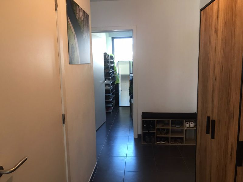 Gezellig zon georiënteerd 2slk appartement met groen uitzicht, met terras, kelder en private garagebox  in afgesloten garagecomplex op wandelafstand van centrum van EEklo foto 11