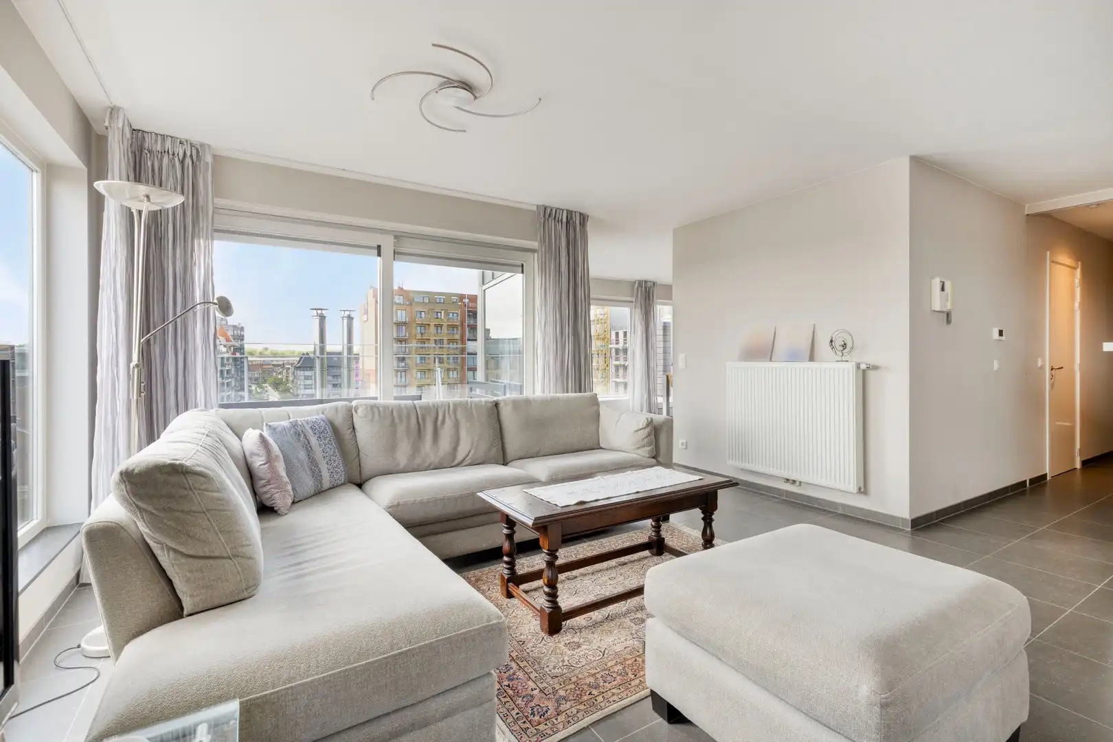 Zongericht Penthouse met zeer ruim terras foto 9