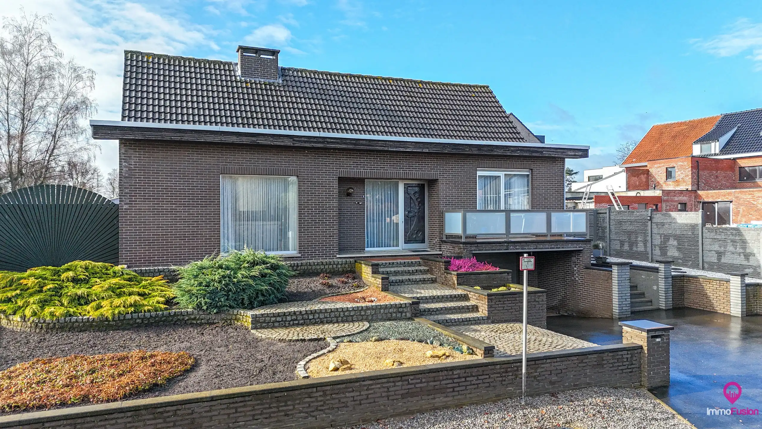 Woning met moderne keuken en grote bewoonbare oppervlakte! foto {{pictureIndex}}