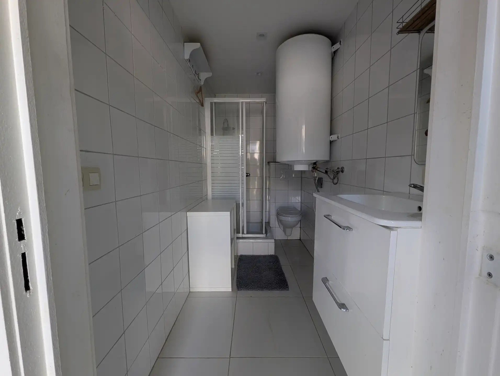 Huis te koop De Panne – Instapklaar, 4 slaapkamers, garage en zuidgerichte tuin (volledige renovatie 2023) foto 22