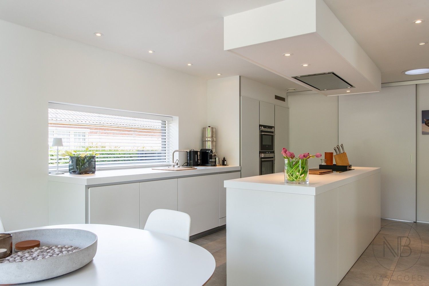 Instapklare woning met 3 slaapkamers en studio foto 10